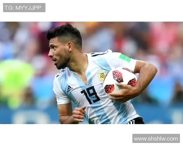 现代足球巨星风采展现与影响力分析的深度探讨