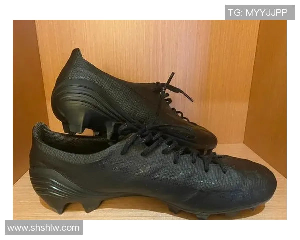 如何绘制足球明星鞋的详细步骤与技巧分享 如何绘制足球明星鞋的详细步骤与技巧分享