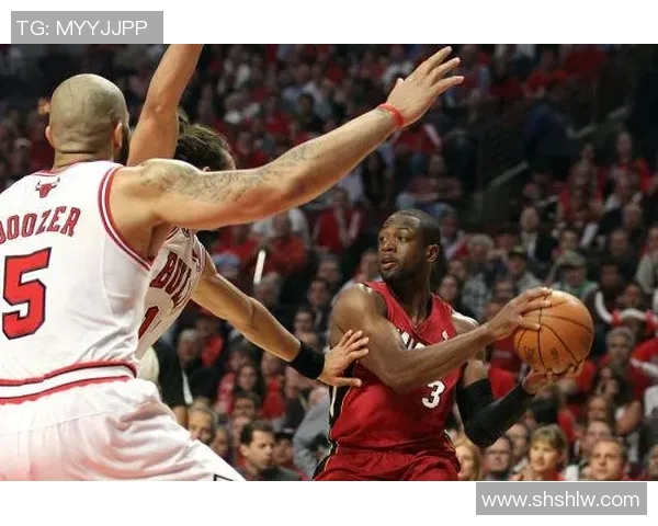 武汉网球队战术揭秘:包夹策略如何提升网球竞技水平 武汉网球队战术揭秘:包夹策略如何提升网球竞技水平