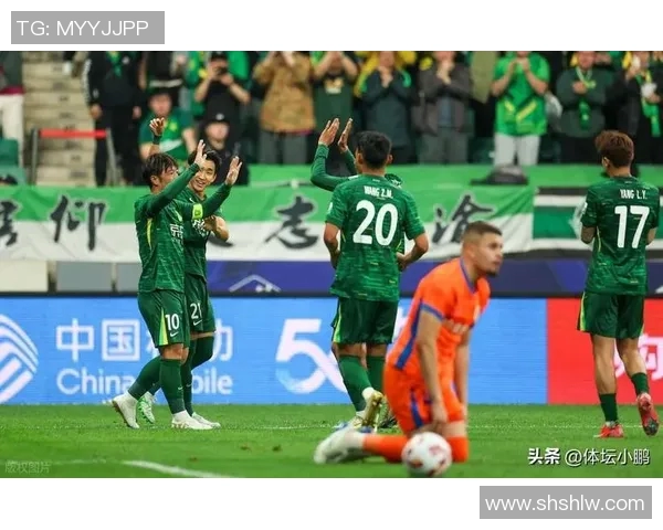 被队友冷落的足球明星如何在逆境中重拾自信与荣耀 被队友冷落的足球明星如何在逆境中重拾自信与荣耀